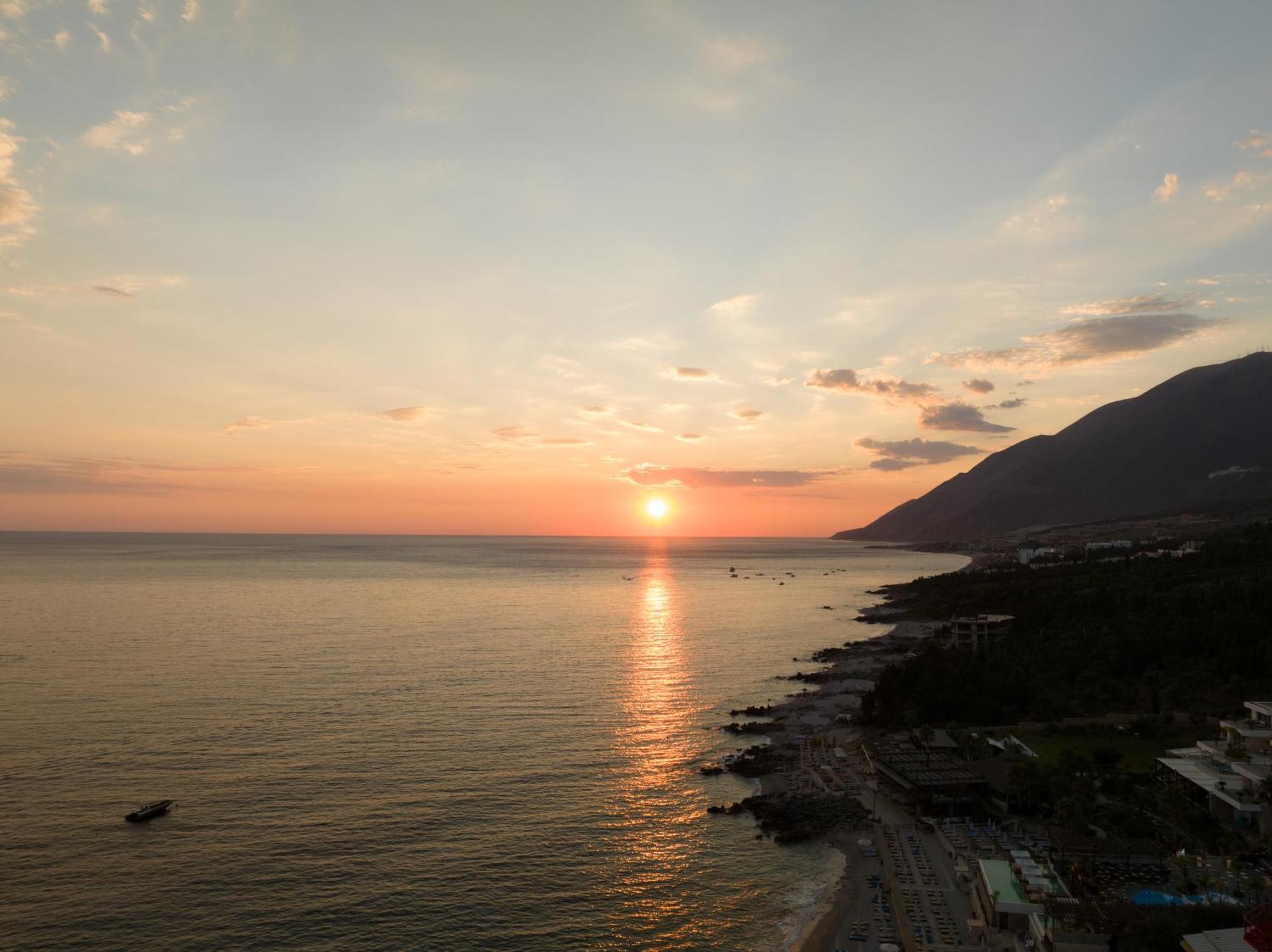 Beyond A Luxury Boutique Hotel Dhermi Exterior photo